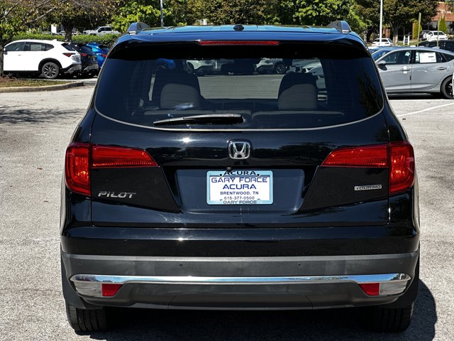 2017 Honda Pilot Touring photo 3