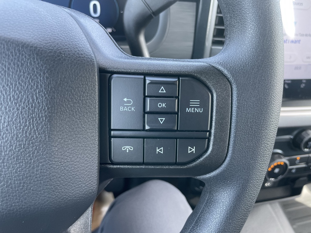 2025 Ford F-150 XL photo 18