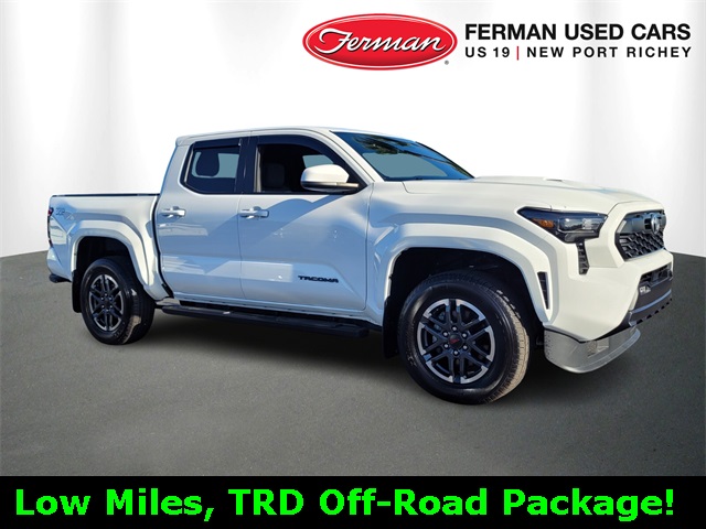 2024 Toyota Tacoma TRD Sport's photo