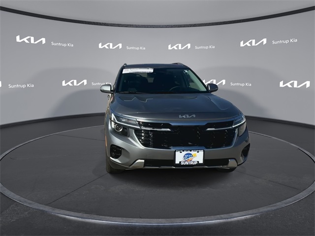 2025 Kia Seltos EX photo 3