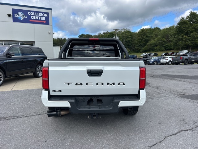 2024 Toyota Tacoma TRD Sport photo 5