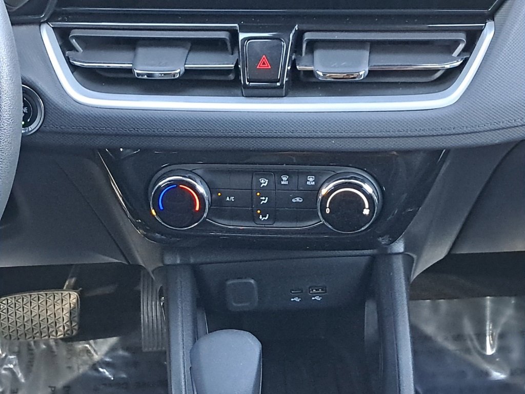 2024 Chevrolet Trailblazer LT photo 19