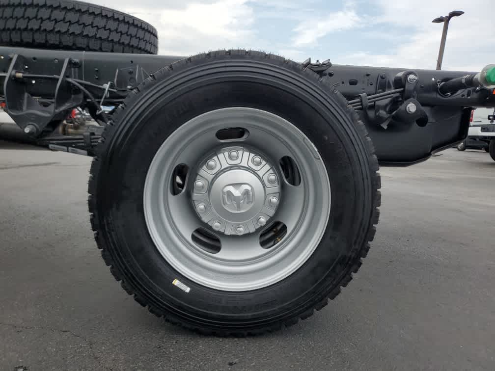 2025 Ram 5500 Tradesman photo 7
