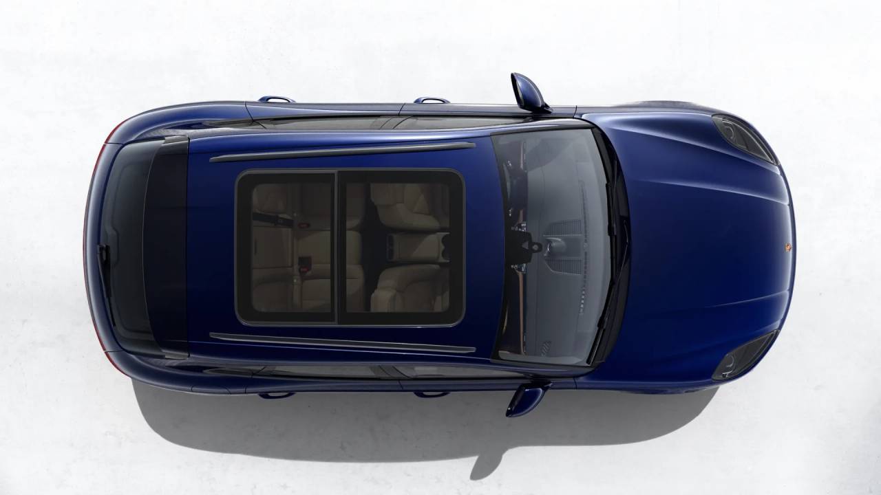 2026 Porsche Macan T photo 5