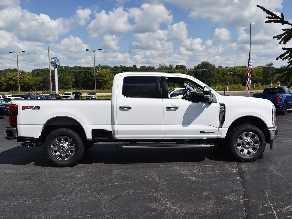 2026 Ford F-250 Lariat photo 11