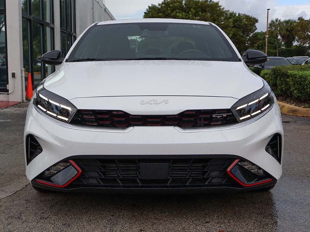 2023 Kia Forte GT photo 12