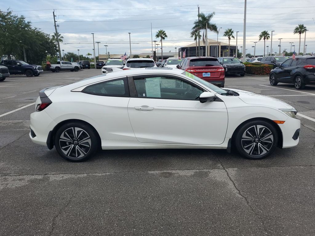 2018 Honda Civic EX-T photo 10
