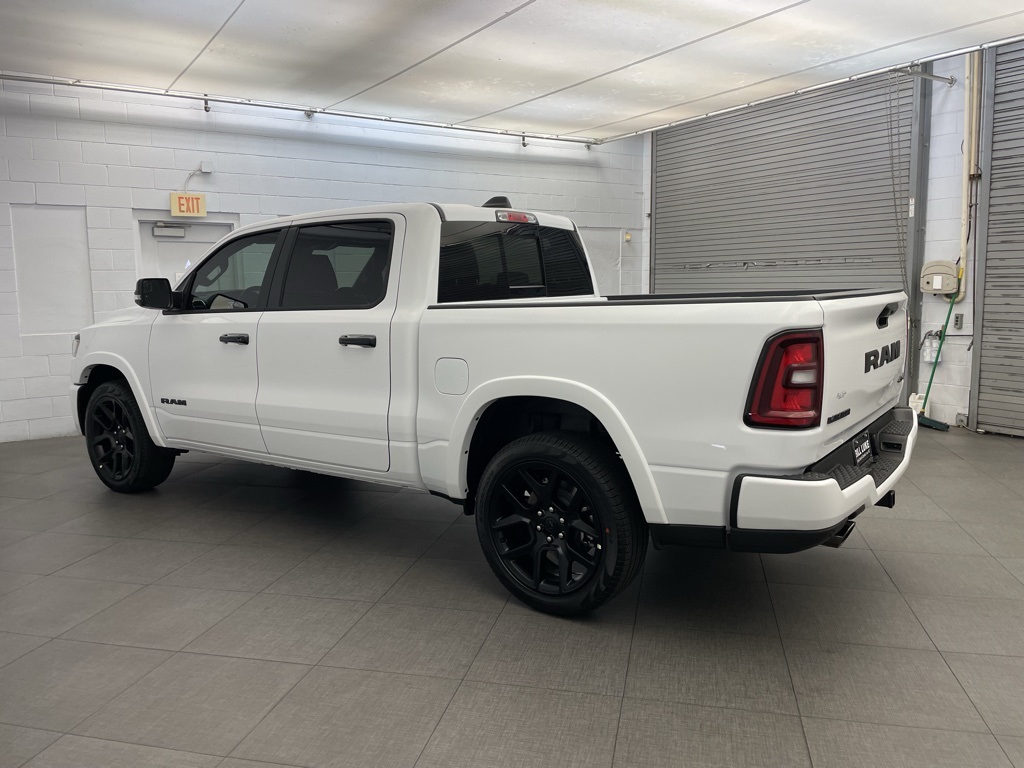 2025 Ram 1500 Laramie photo 4