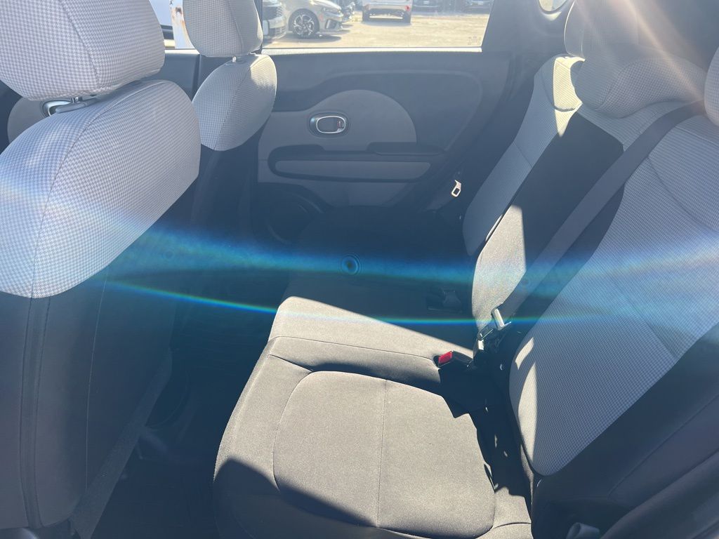 2016 Kia Soul Base photo 6
