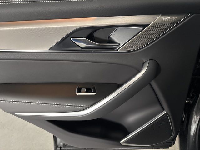 2026 Jaguar F-PACE P250 R-Dynamic S photo 25
