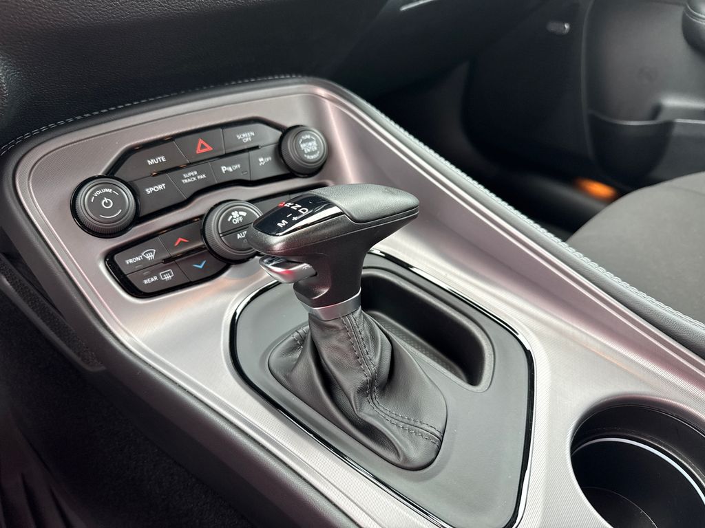 2023 Dodge Challenger R/T photo 24