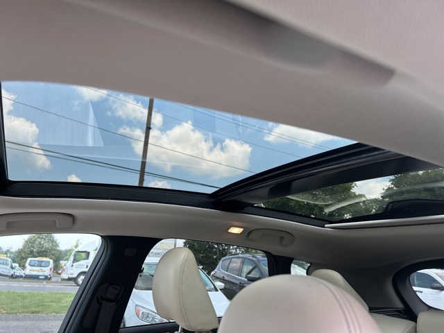 2019 Infiniti QX50 Luxe photo 16