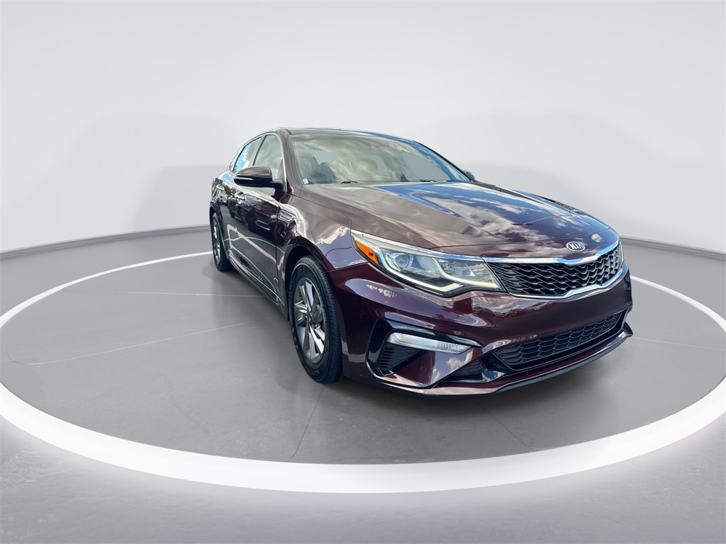 2019 Kia Optima LX photo 2