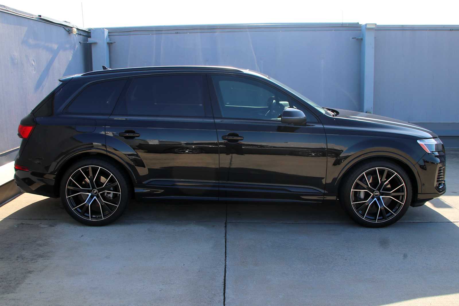 Certified Used 2025 Mythos Black Metallic Audi Prestige image 5