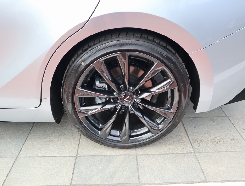 2025 Lexus IS 300 F SPORT photo 11