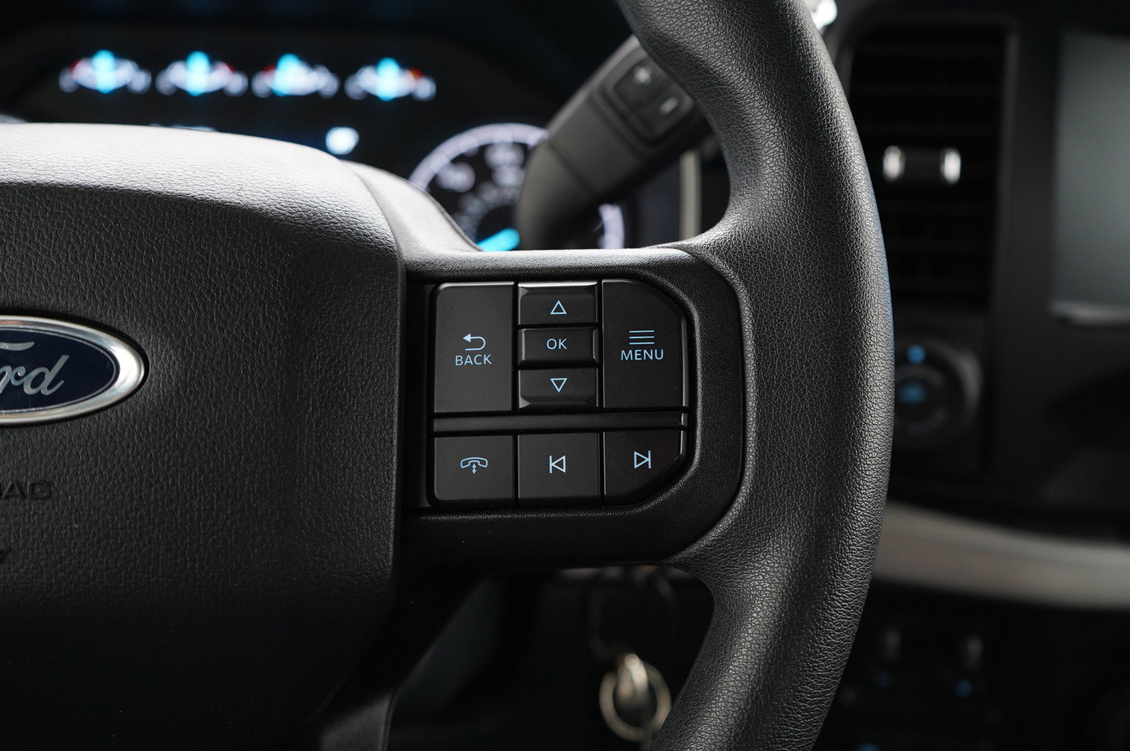 2023 Ford F-150 XL photo 23