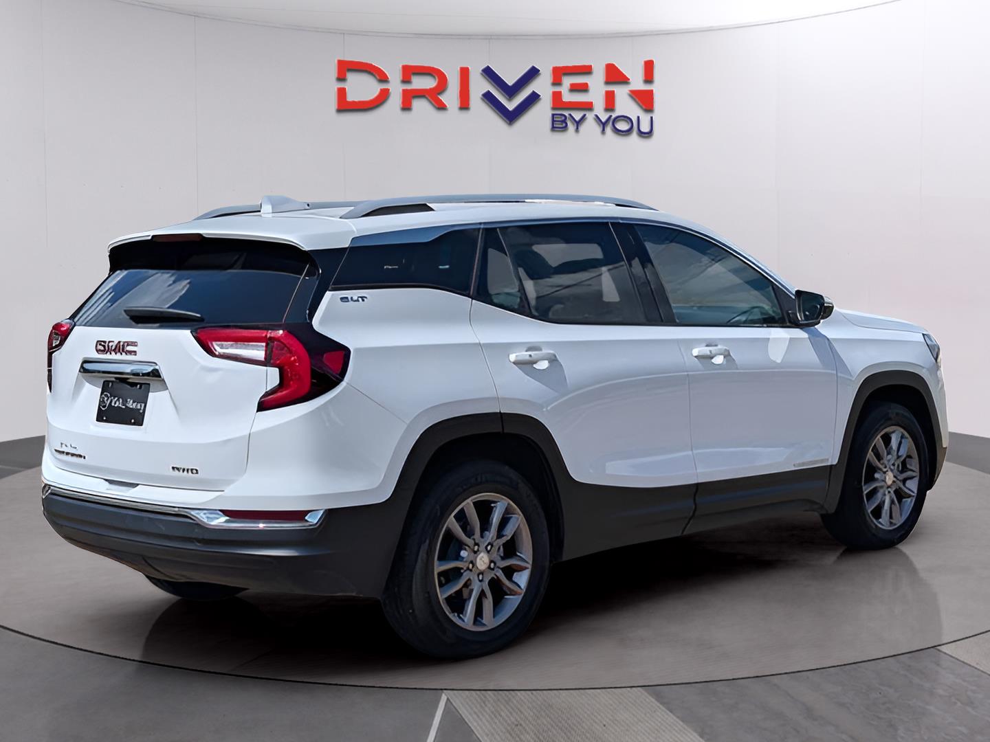 2024 Gmc Terrain SLT photo 4