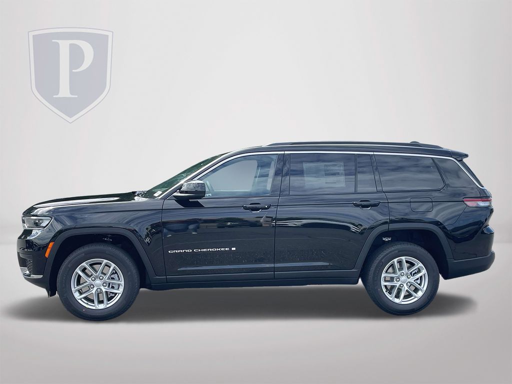 2025 Jeep Grand Cherokee Laredo X photo 4