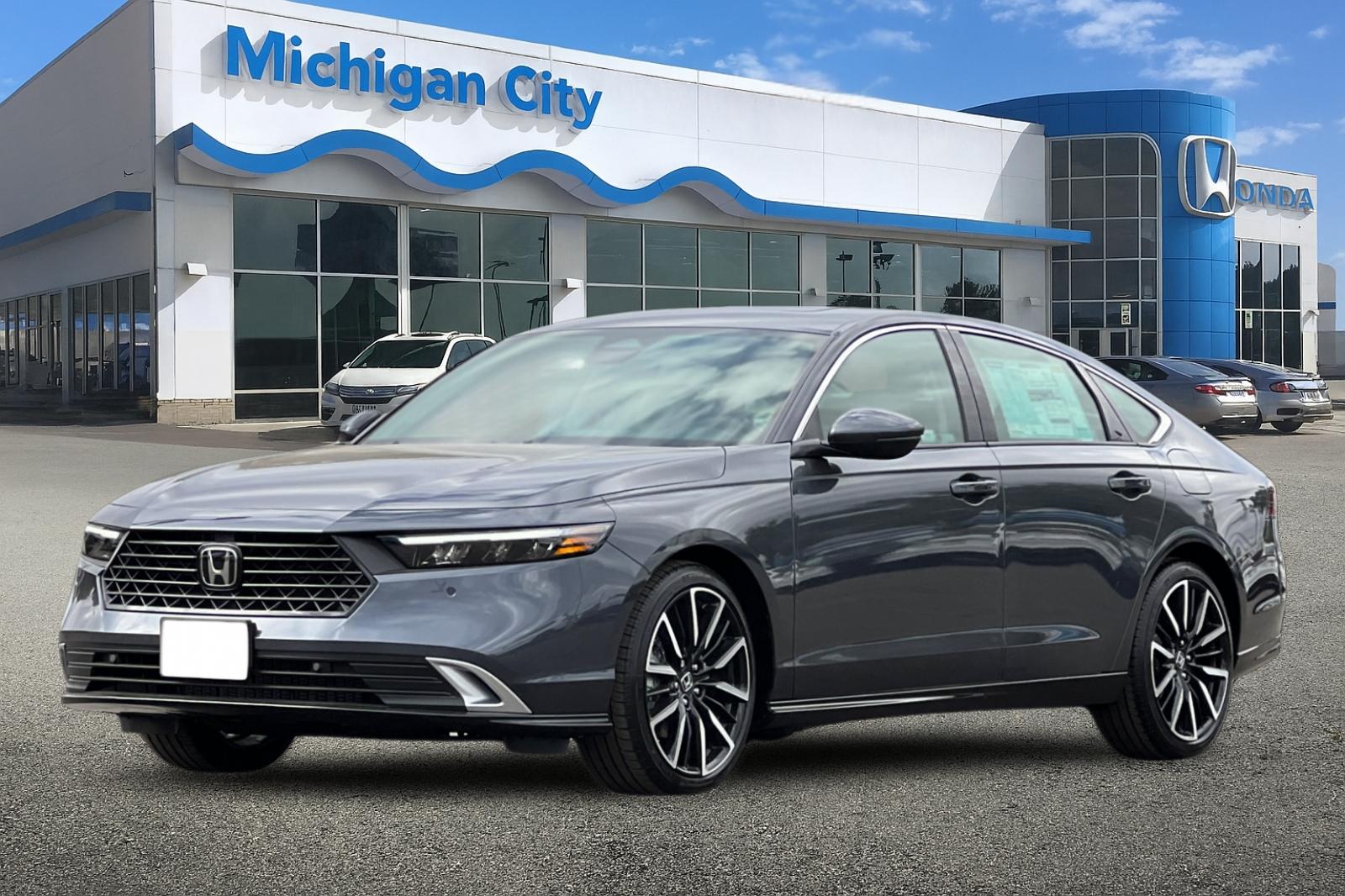 2025 Honda Accord Hybrid Touring's photo