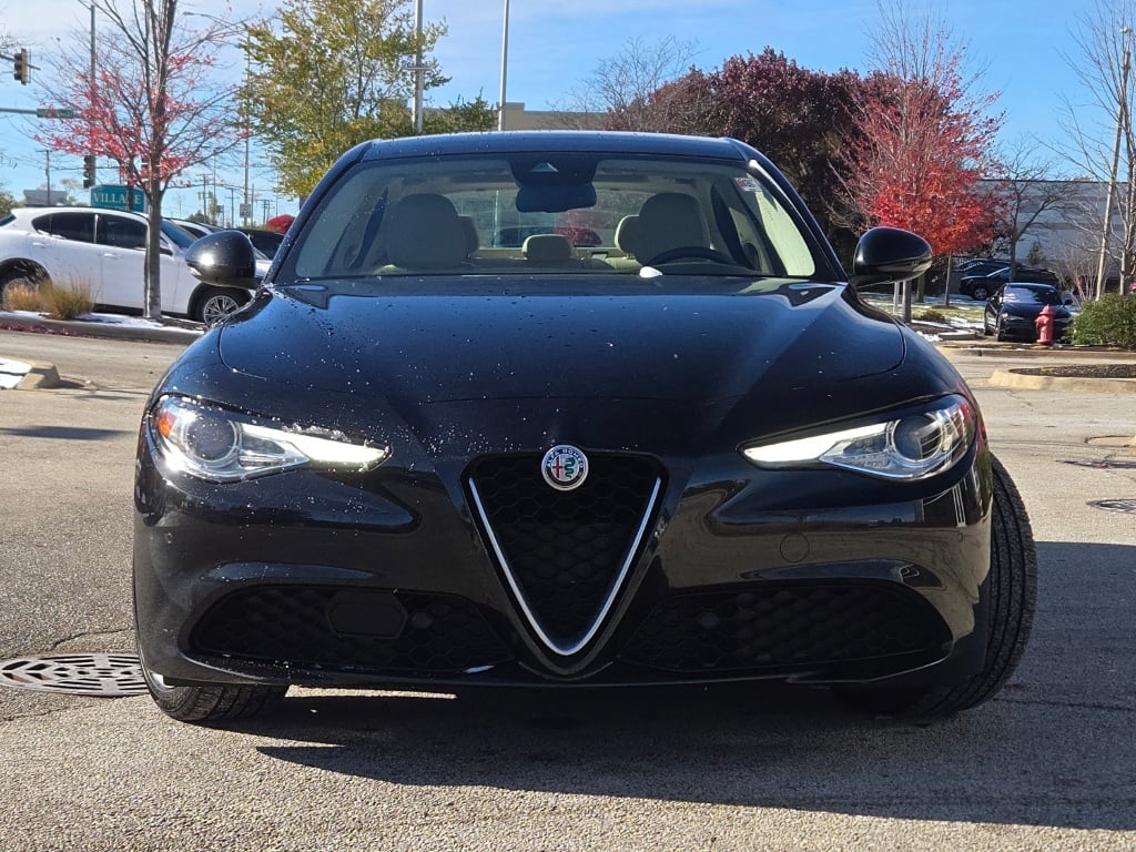 2019 Alfa Romeo Giulia Ti photo 4