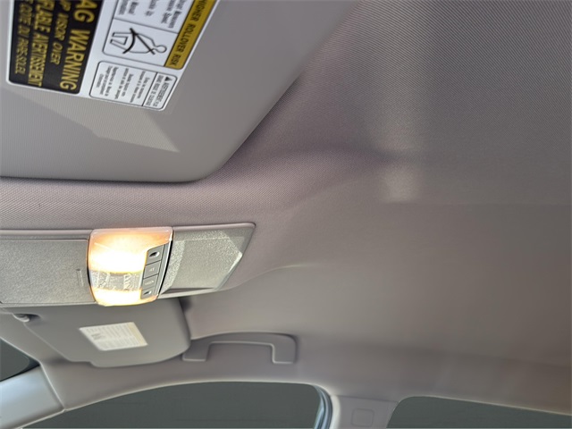 2026 Nissan Rogue S photo 21