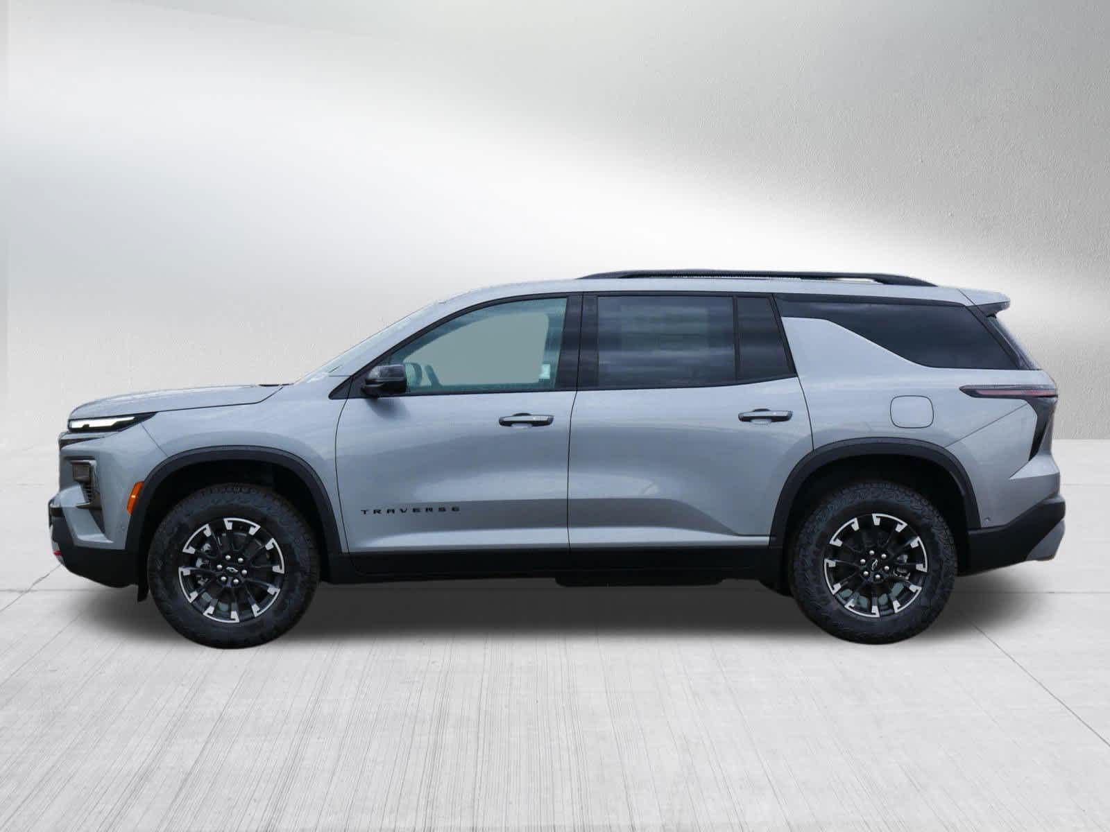 2026 Chevrolet Traverse Z71 photo 2