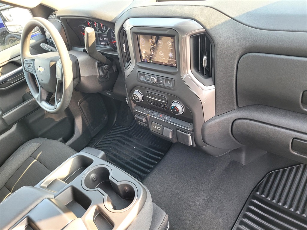 2025 Chevrolet Silverado 1500 Custom photo 18