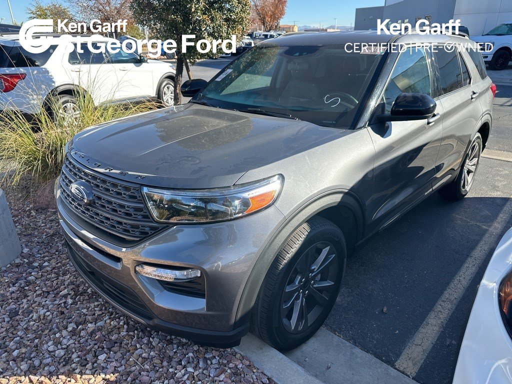 2022 Ford Explorer XLT's photo