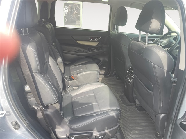 2022 Subaru Ascent Limited photo 4