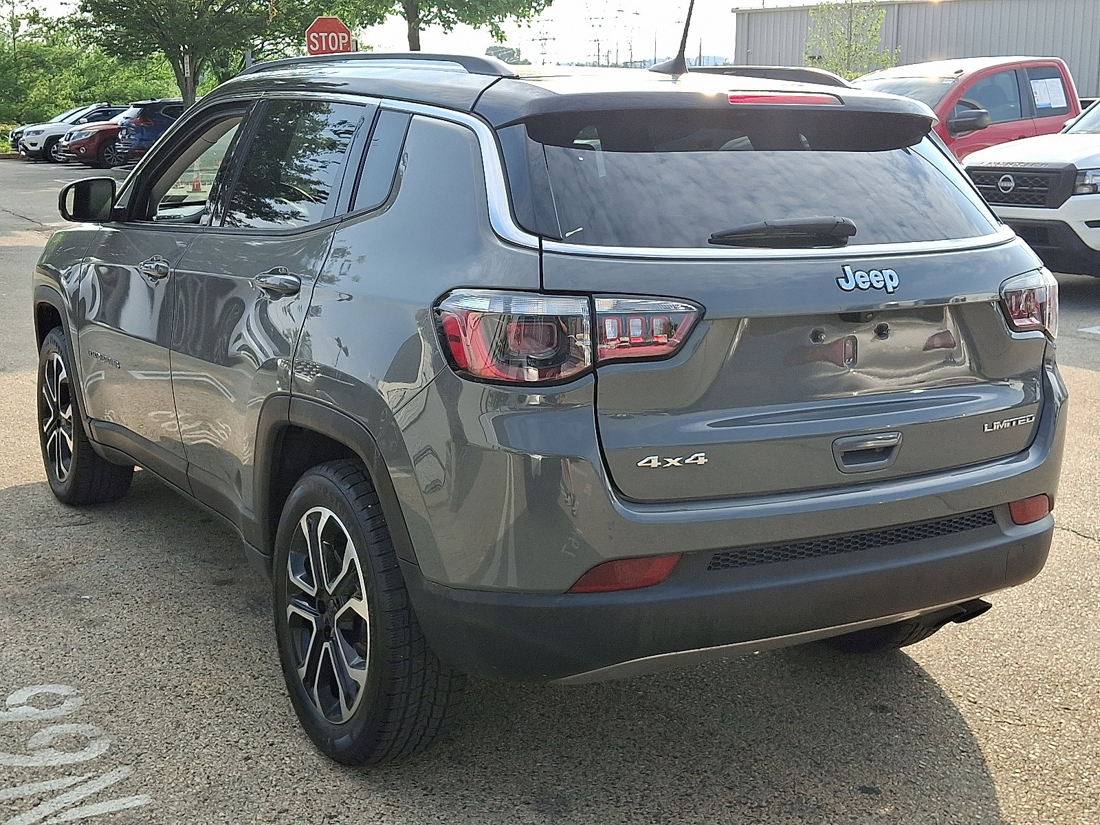 2022 Jeep Compass Limited photo 3