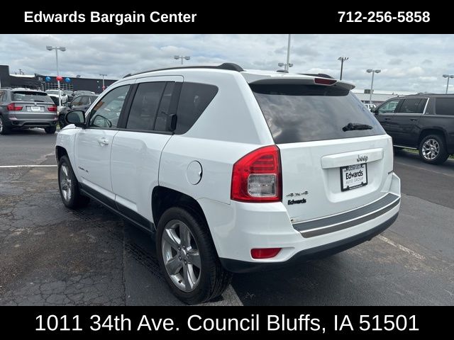 2011 Jeep Compass Limited photo 2