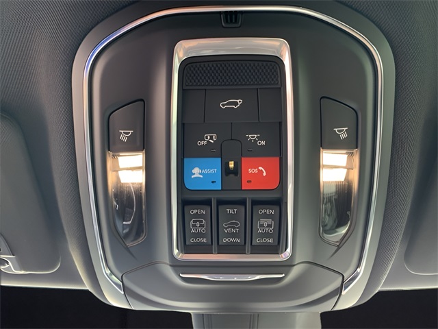 2025 Jeep Grand Cherokee Limited photo 27