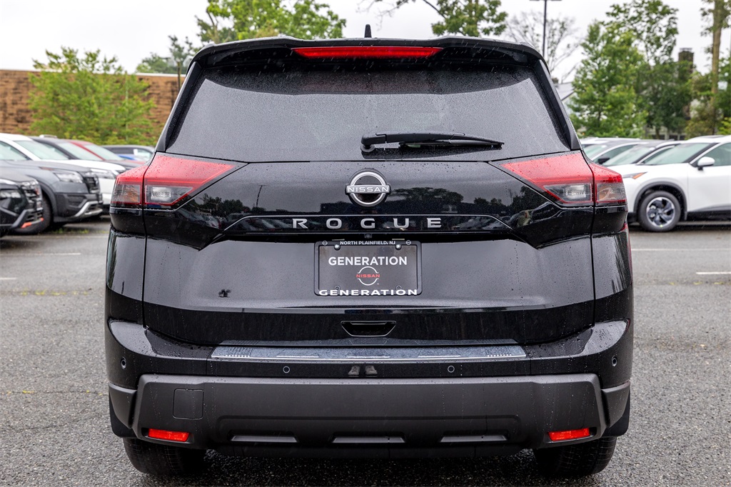 2025 Nissan Rogue SV photo 6