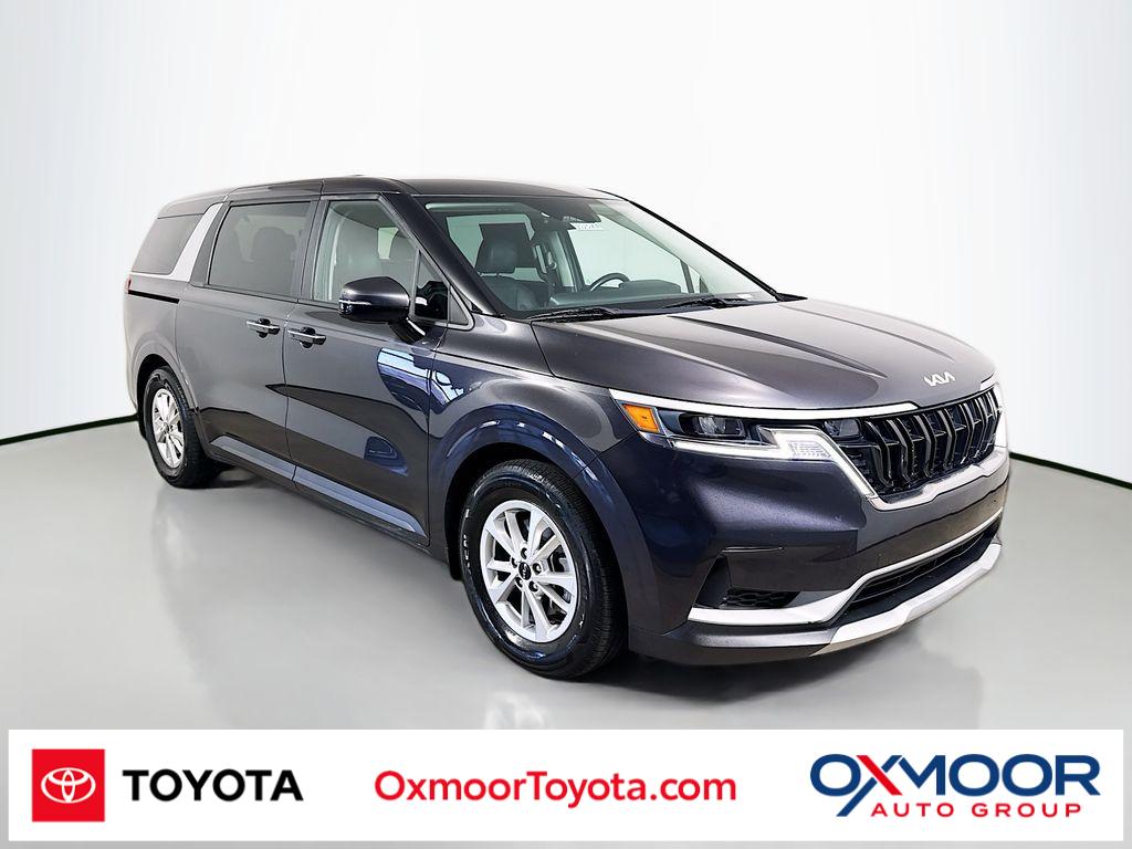 2023 Kia Carnival LX Seat Pkg's photo