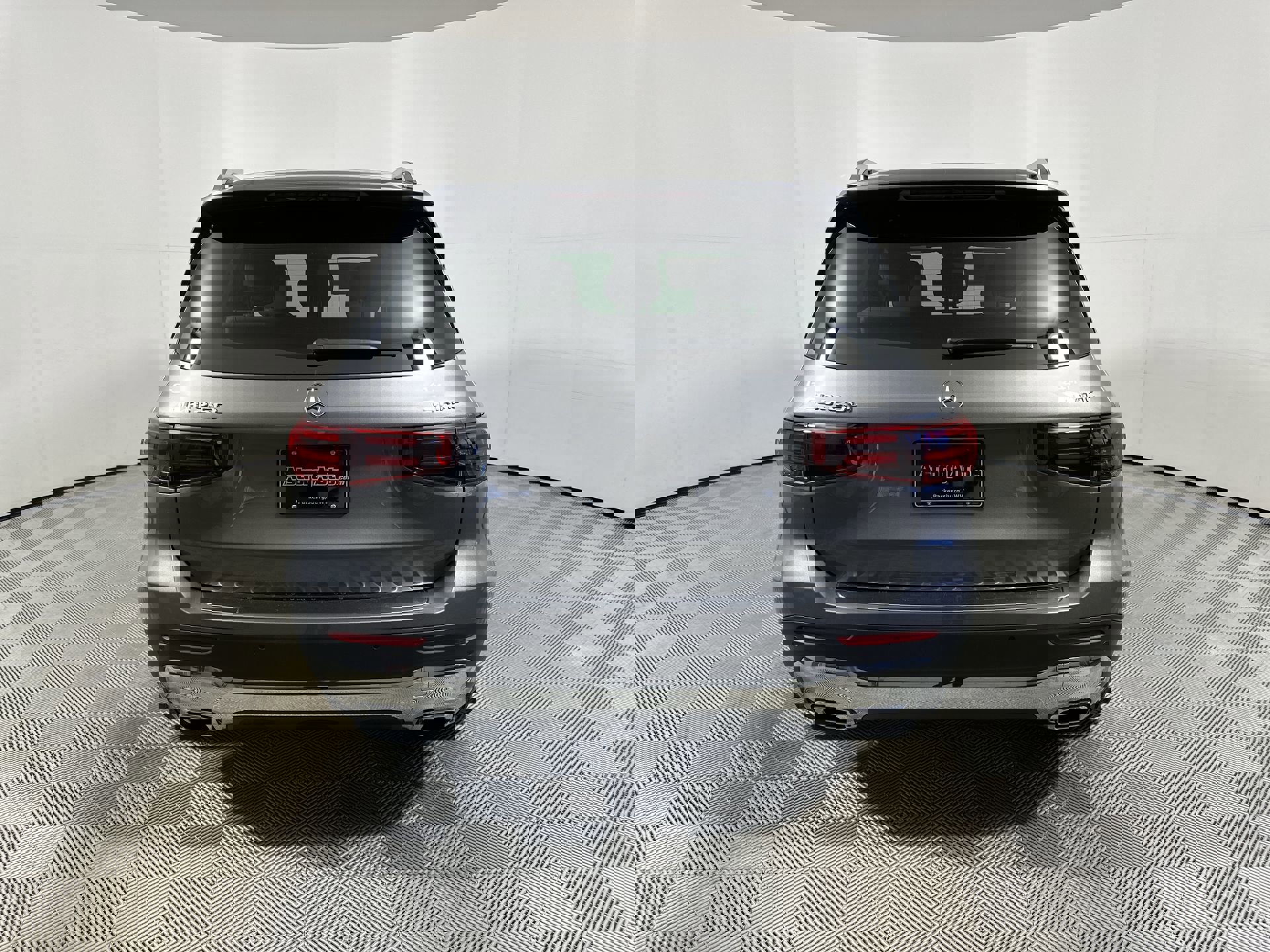 2025 Mercedes Benz GLB 250 4MATIC photo 7