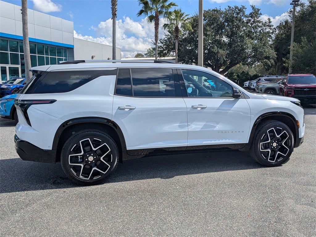 2026 Chevrolet Traverse High Country photo 3