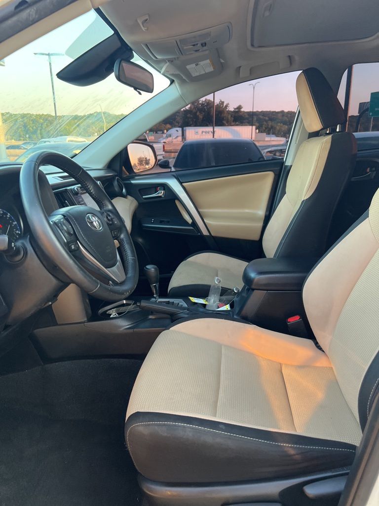 2018 Toyota RAV4 Adventure XLE photo 9