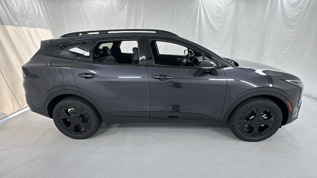 2026 Kia Sportage X-Line photo 2