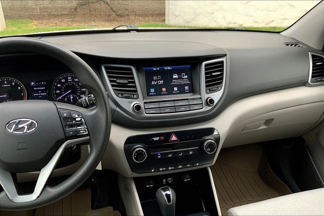 2018 Hyundai Tucson SEL photo 2