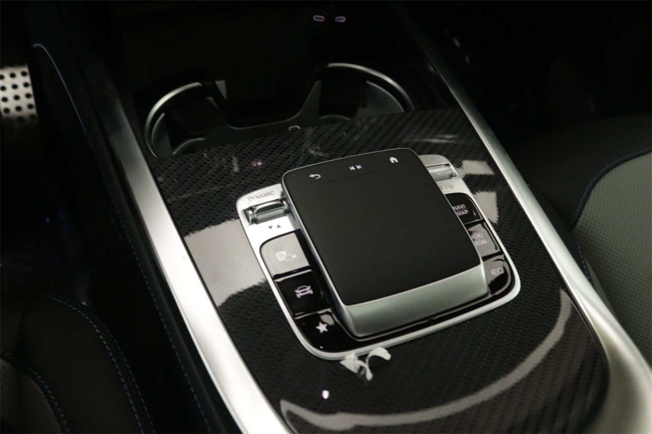 2025 Mercedes Benz G photo 6