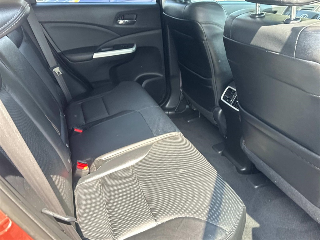 2015 Honda CR-V Touring photo 17