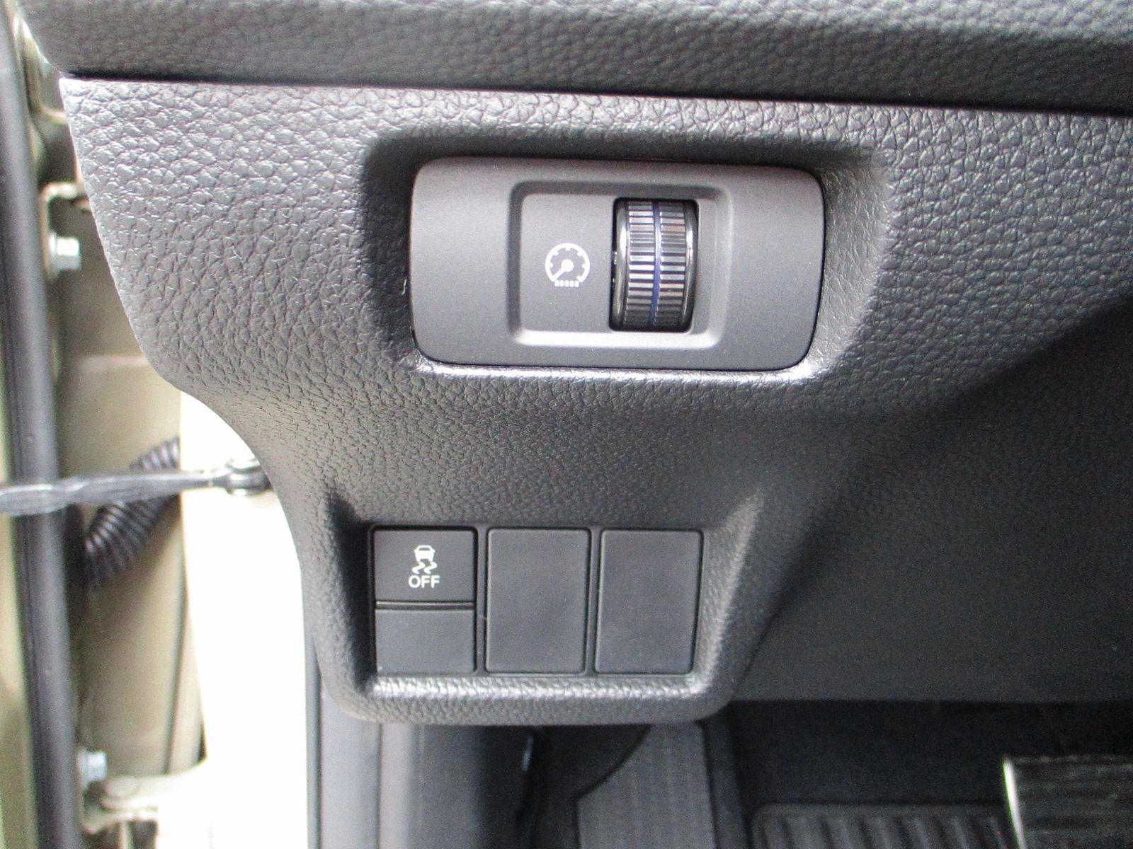 2025 Honda Civic Hatchback Hybrid Sport Touring photo 14