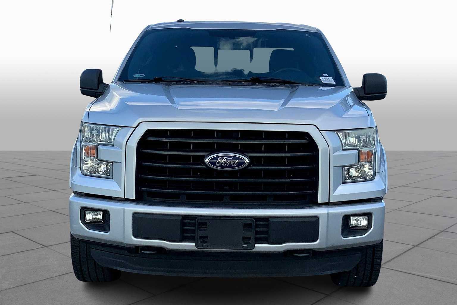2015 Ford F-150 XLT photo 3