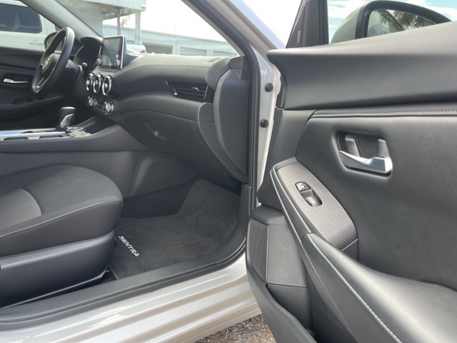 2023 Nissan Sentra SV photo 19