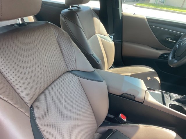 2024 Lexus ES 350 Premium photo 9