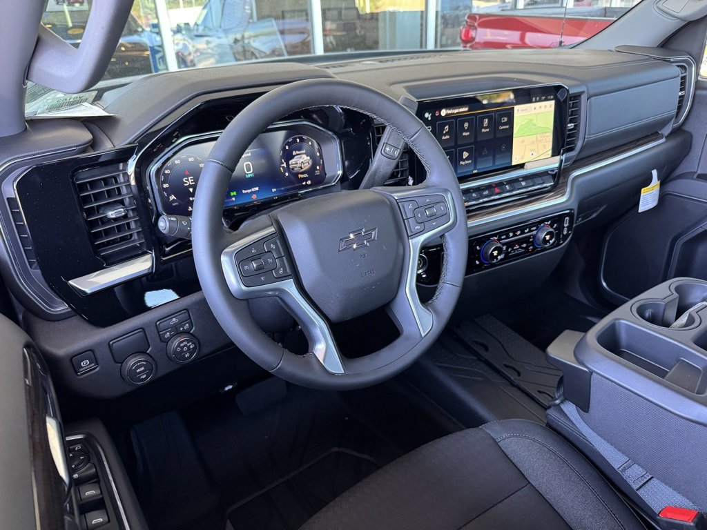 2026 Chevrolet Silverado 1500 RST photo 3