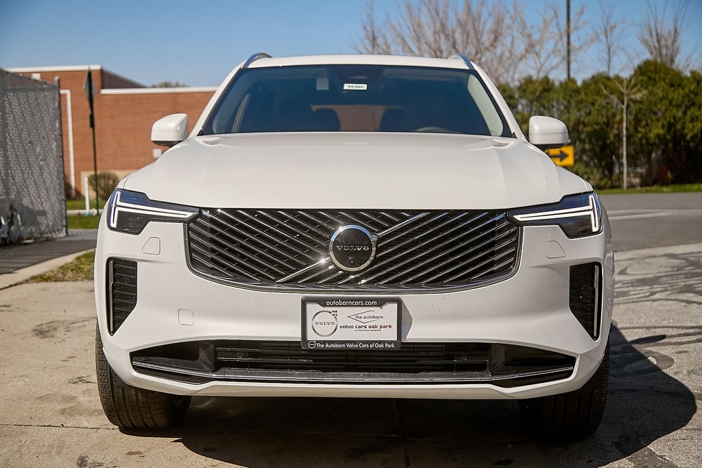 2025 VOLVO XC90 - Image 4