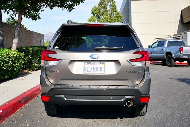 2021 Subaru Forester Limited photo 8