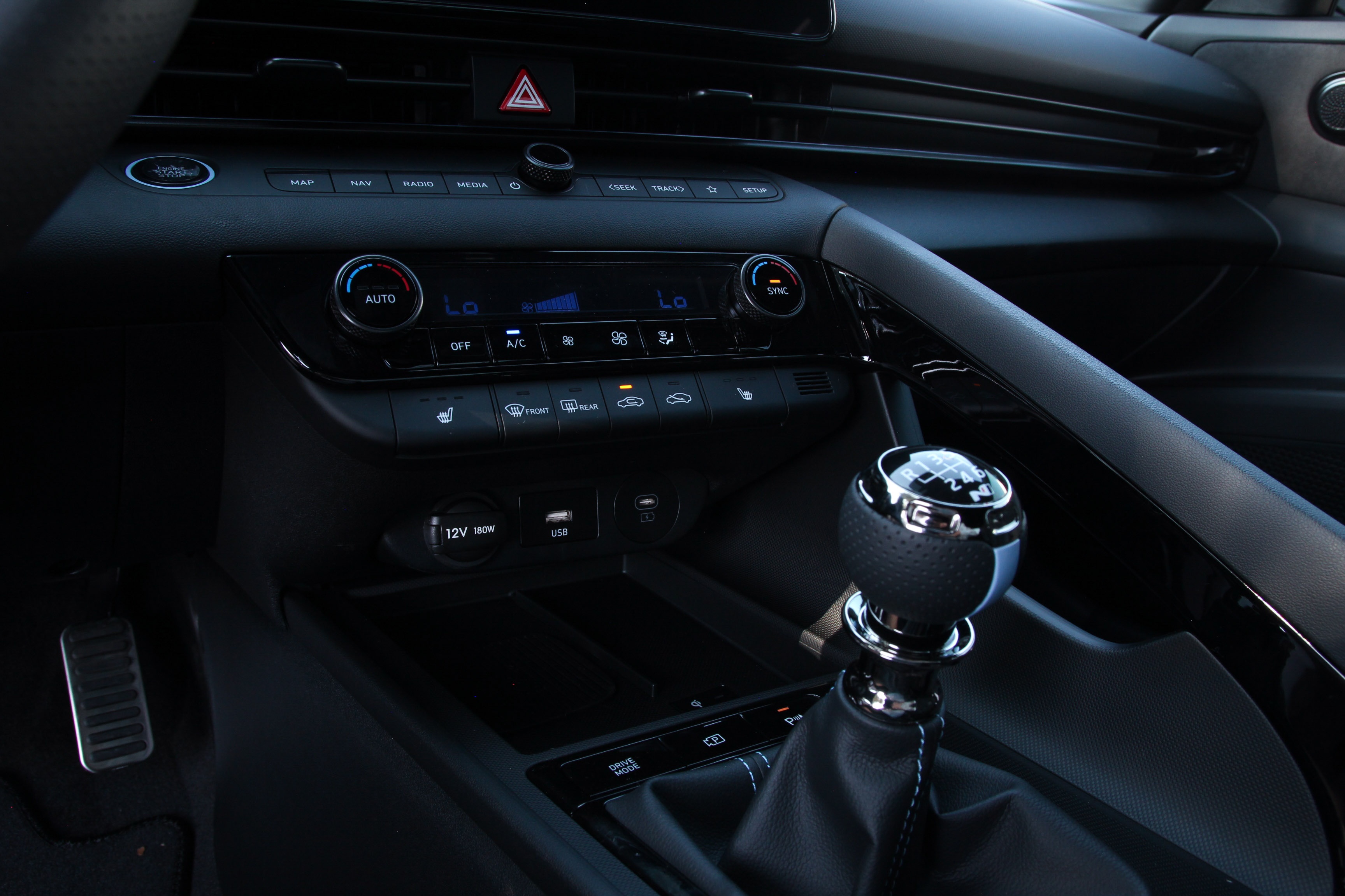 2025 Hyundai Elantra N Base photo 15