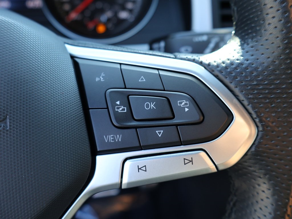 2021 Volkswagen Atlas Cross Sport V6 SE Technology R-Line photo 44